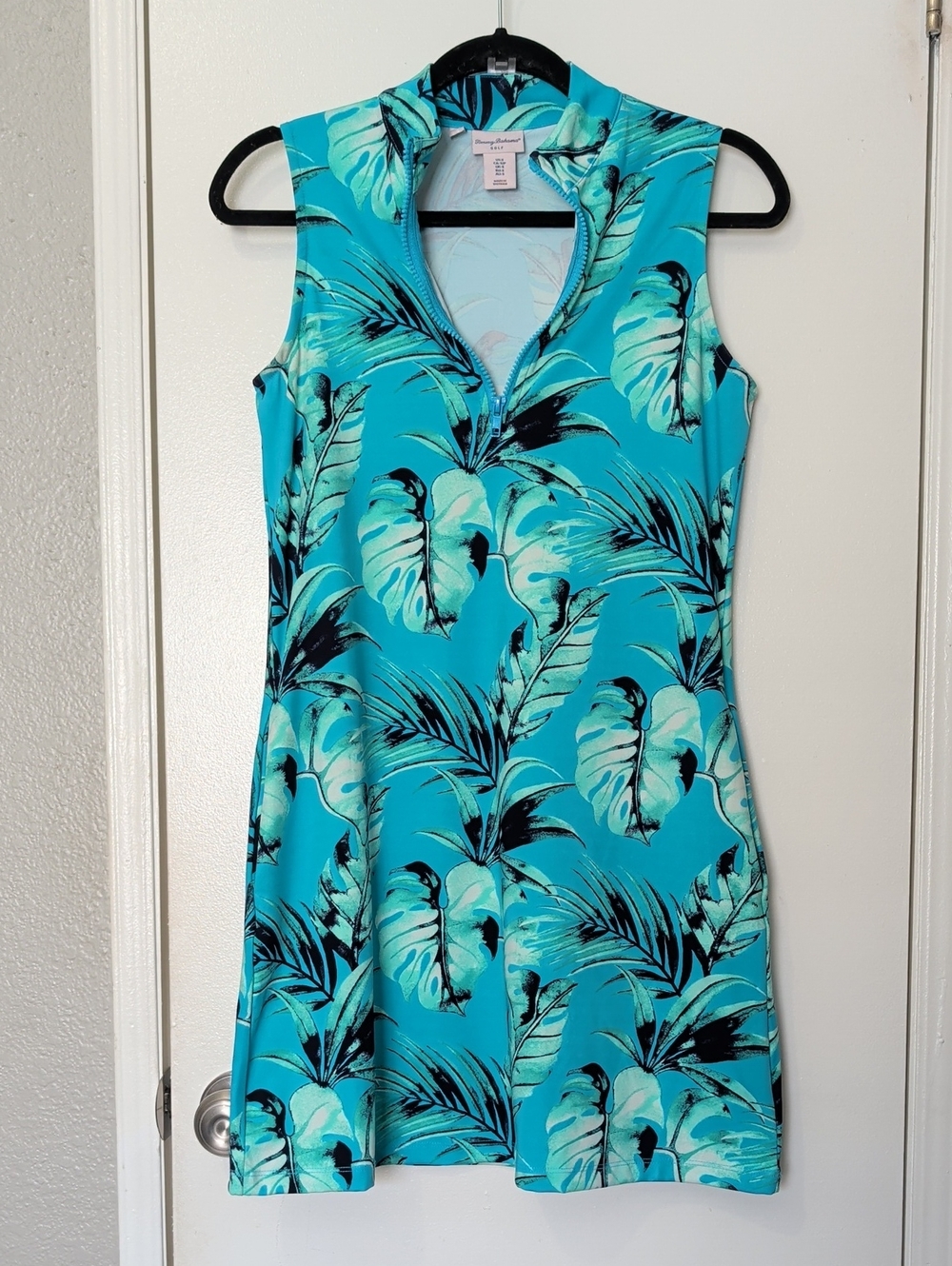 Tommy Bahama Golf Tropical Leaf Zip-Up Top in Turquoise & Mint